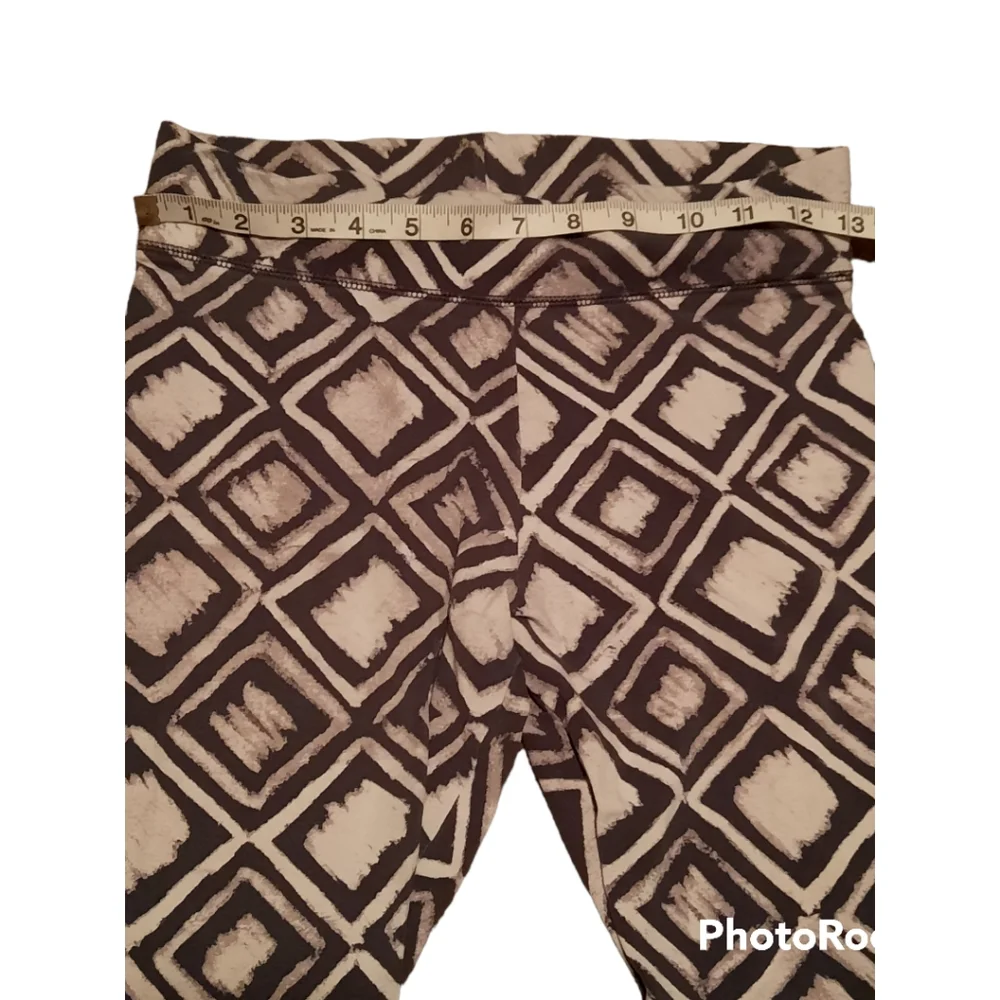 Geometric Black white Aerie leggings - Picture 2 of 7